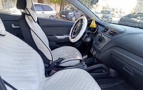 KIA Rio III рестайлинг, 2014 год, 900 000 рублей, 2 фотография