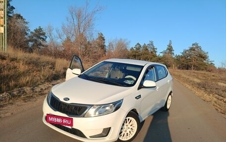 KIA Rio III рестайлинг, 2014 год, 900 000 рублей, 11 фотография
