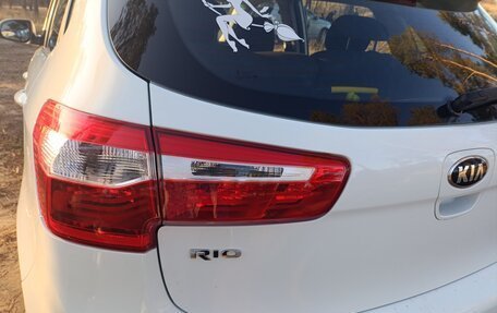 KIA Rio III рестайлинг, 2014 год, 900 000 рублей, 20 фотография