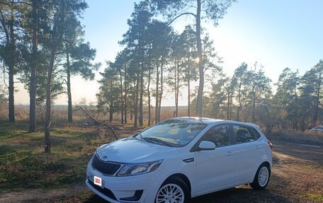 KIA Rio III рестайлинг, 2014 год, 900 000 рублей, 35 фотография