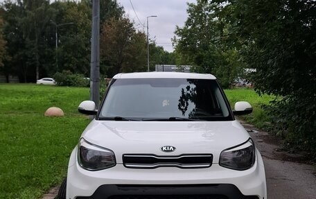 KIA Soul II рестайлинг, 2018 год, 1 580 000 рублей, 2 фотография