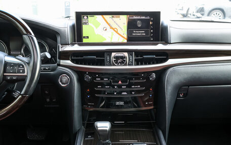 Lexus LX III, 2017 год, 7 998 000 рублей, 16 фотография