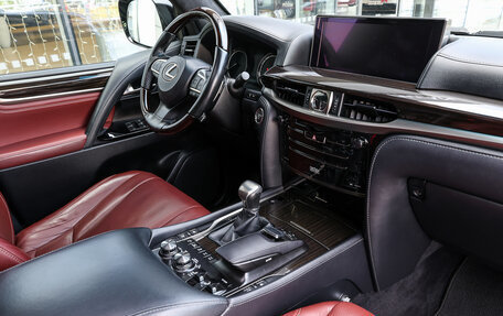 Lexus LX III, 2017 год, 7 998 000 рублей, 11 фотография