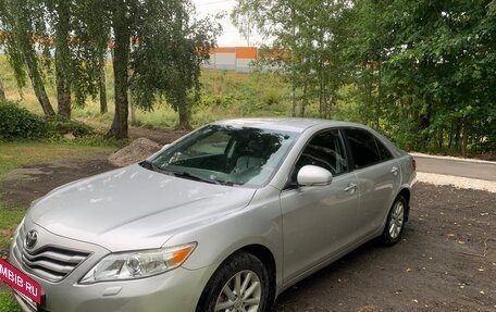 Toyota Camry, 2011 год, 1 077 000 рублей, 10 фотография
