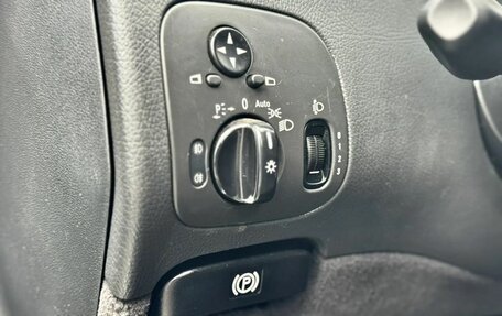 Mercedes-Benz CLK-Класс, 2002 год, 930 000 рублей, 12 фотография