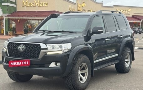 Toyota Land Cruiser 200, 2015 год, 4 290 000 рублей, 3 фотография