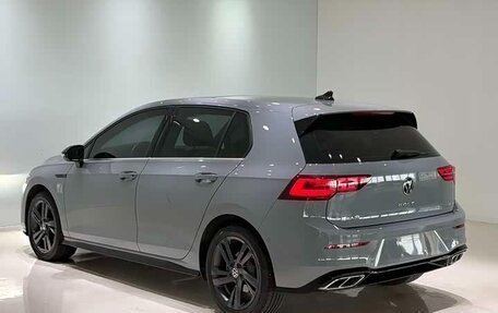 Volkswagen Golf VIII, 2023 год, 2 070 000 рублей, 3 фотография