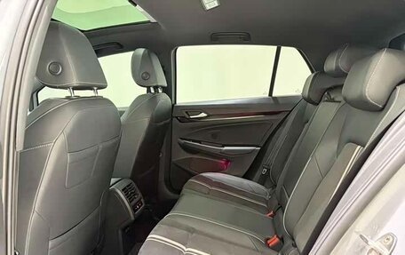 Volkswagen Golf VIII, 2023 год, 2 070 000 рублей, 19 фотография