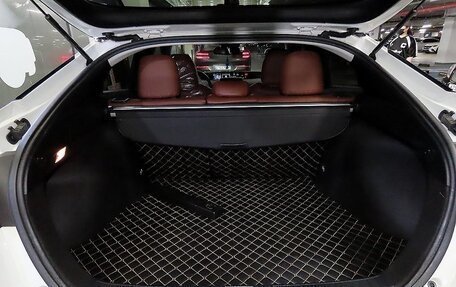 Toyota Prius IV XW50, 2021 год, 2 369 000 рублей, 7 фотография