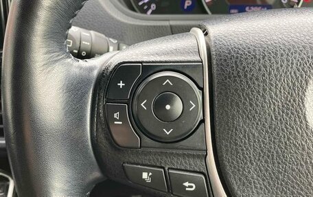 Toyota Noah III, 2019 год, 2 990 000 рублей, 26 фотография