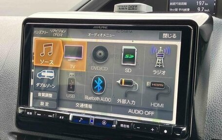 Toyota Noah III, 2019 год, 2 990 000 рублей, 27 фотография