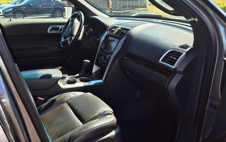 Ford Explorer VI, 2012 год, 1 380 000 рублей, 9 фотография