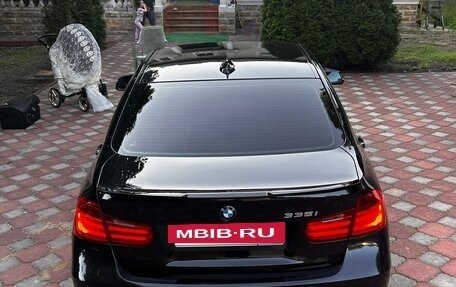 BMW 3 серия, 2011 год, 2 500 000 рублей, 22 фотография