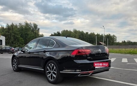 Volkswagen Passat B8 рестайлинг, 2020 год, 2 600 000 рублей, 8 фотография