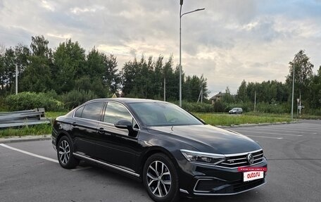 Volkswagen Passat B8 рестайлинг, 2020 год, 2 600 000 рублей, 2 фотография