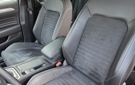 Volkswagen Passat B8 рестайлинг, 2020 год, 2 600 000 рублей, 17 фотография