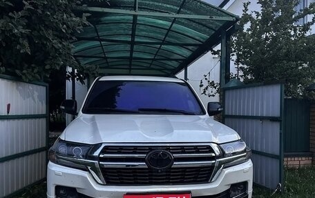 Toyota Land Cruiser 200, 2012 год, 3 150 000 рублей, 1 фотография