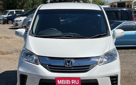 Honda Freed I, 2016 год, 1 280 000 рублей, 2 фотография