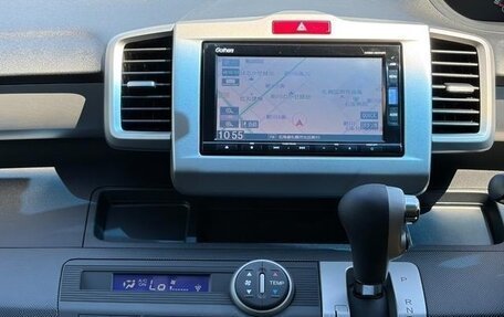 Honda Freed I, 2016 год, 1 280 000 рублей, 22 фотография
