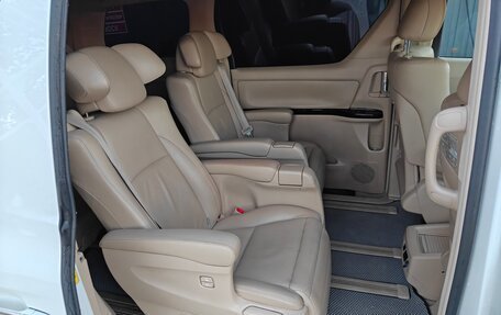 Toyota Alphard III, 2012 год, 2 800 000 рублей, 9 фотография