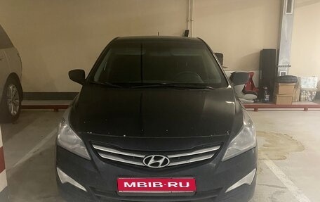 Hyundai Solaris II рестайлинг, 2015 год, 830 000 рублей, 1 фотография
