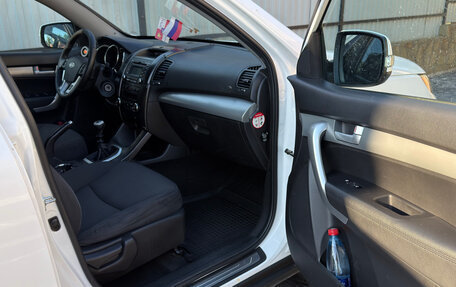 KIA Sorento II рестайлинг, 2011 год, 1 460 000 рублей, 18 фотография