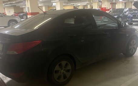 Hyundai Solaris II рестайлинг, 2015 год, 830 000 рублей, 4 фотография