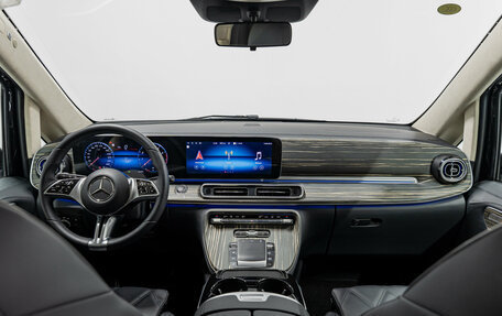 Mercedes-Benz V-Класс, 2025 год, 18 200 000 рублей, 20 фотография