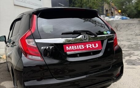 Honda Fit III, 2019 год, 1 250 000 рублей, 2 фотография