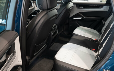 Porsche Cayenne III, 2024 год, 19 890 000 рублей, 20 фотография