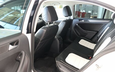 Volkswagen Jetta VI, 2013 год, 1 000 000 рублей, 15 фотография