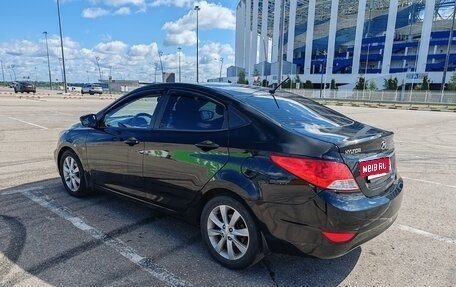 Hyundai Solaris II рестайлинг, 2011 год, 730 000 рублей, 7 фотография