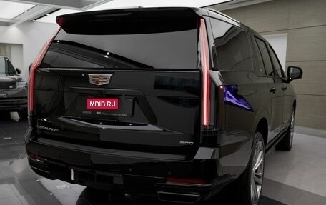 Cadillac Escalade V, 2025 год, 19 390 000 рублей, 6 фотография
