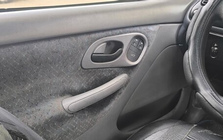 Ford Mondeo I, 1993 год, 70 000 рублей, 6 фотография