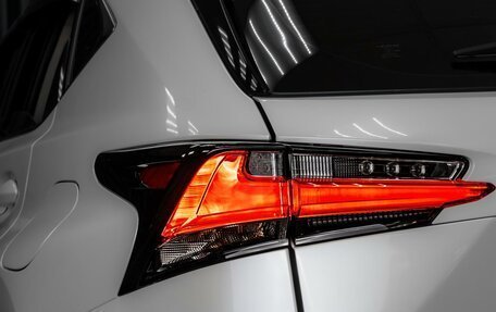 Lexus NX I, 2017 год, 2 999 000 рублей, 9 фотография