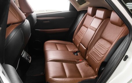 Lexus NX I, 2017 год, 2 999 000 рублей, 13 фотография