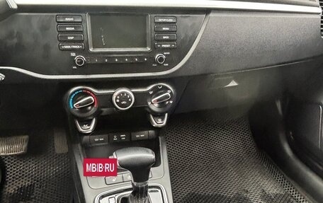KIA Rio IV, 2019 год, 1 400 000 рублей, 5 фотография