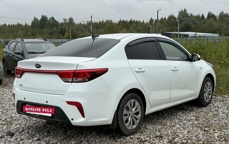 KIA Rio IV, 2018 год, 995 000 рублей, 2 фотография