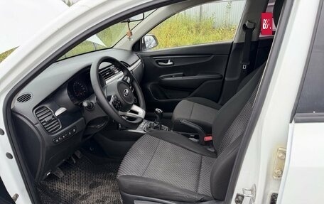 KIA Rio IV, 2018 год, 995 000 рублей, 6 фотография