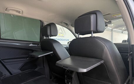 Volkswagen Tiguan II, 2017 год, 2 200 000 рублей, 15 фотография