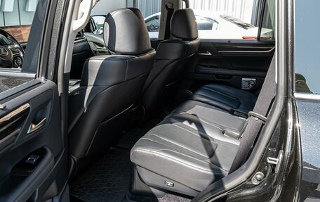Lexus LX III, 2017 год, 6 730 000 рублей, 11 фотография