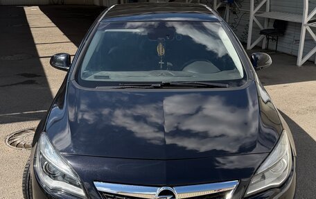 Opel Astra J, 2011 год, 679 000 рублей, 11 фотография
