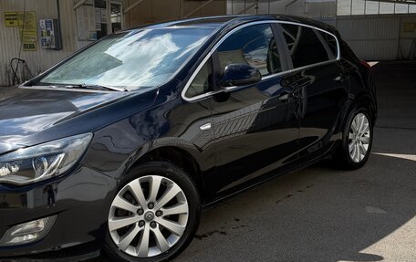 Opel Astra J, 2011 год, 679 000 рублей, 12 фотография
