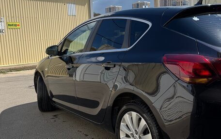Opel Astra J, 2011 год, 679 000 рублей, 13 фотография