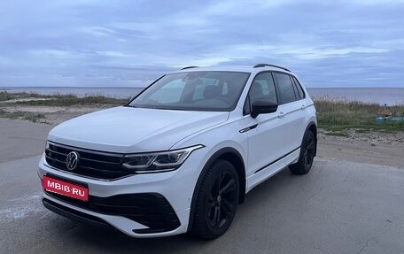 Volkswagen Tiguan II, 2021 год, 4 150 000 рублей, 1 фотография
