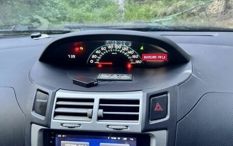 Toyota Vitz, 2006 год, 450 000 рублей, 2 фотография