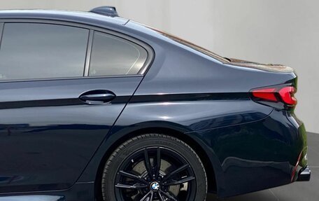 BMW 5 серия, 2018 год, 2 950 000 рублей, 8 фотография