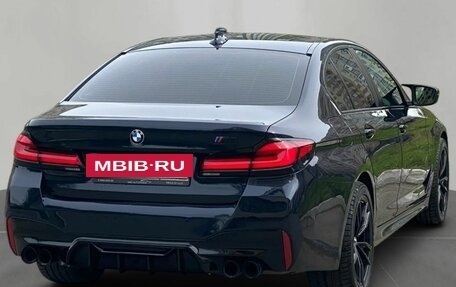 BMW 5 серия, 2018 год, 2 950 000 рублей, 4 фотография