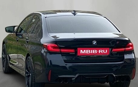 BMW 5 серия, 2018 год, 2 950 000 рублей, 5 фотография
