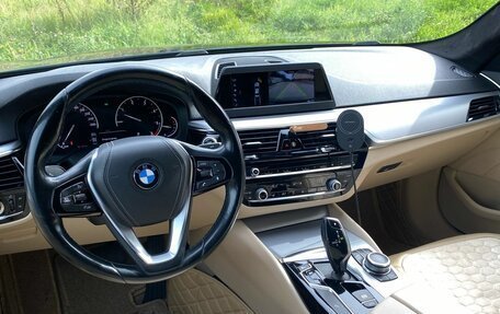 BMW 5 серия, 2018 год, 2 950 000 рублей, 15 фотография